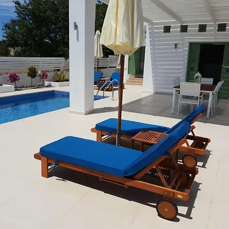 Luxury Mytikas גנאדי